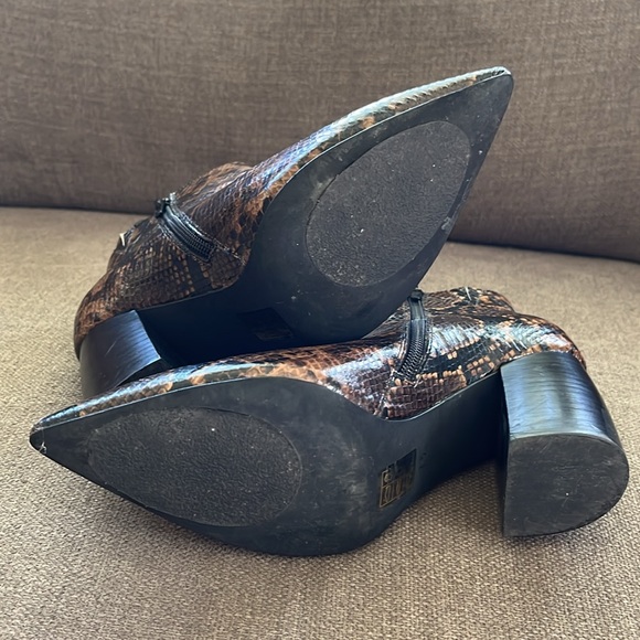 Jeffrey Campbell Final Bootie snake skin - Picture 8 of 8